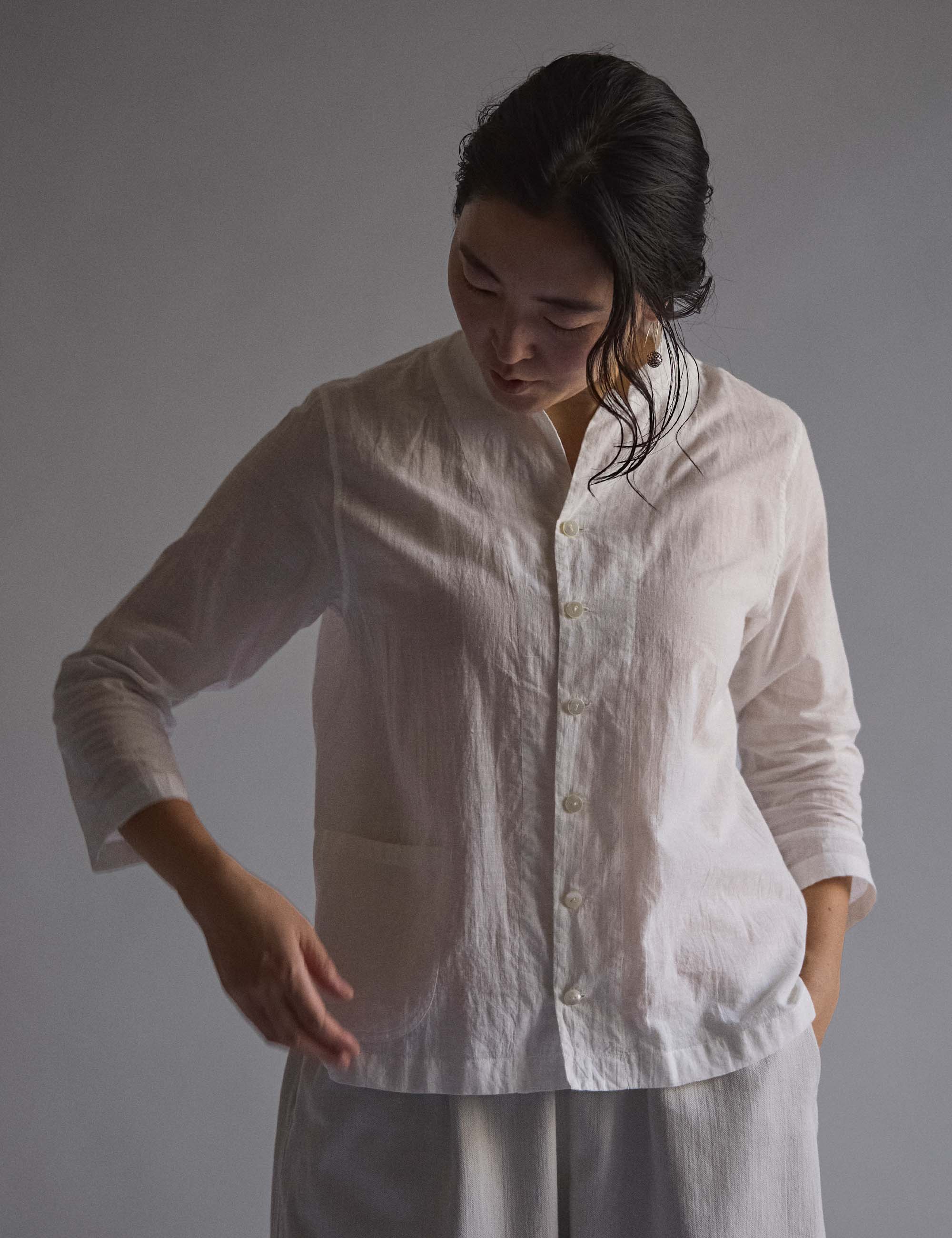 15.白コットンのレディスブラウス (sale) / ヨーガンレール | ヨーガン