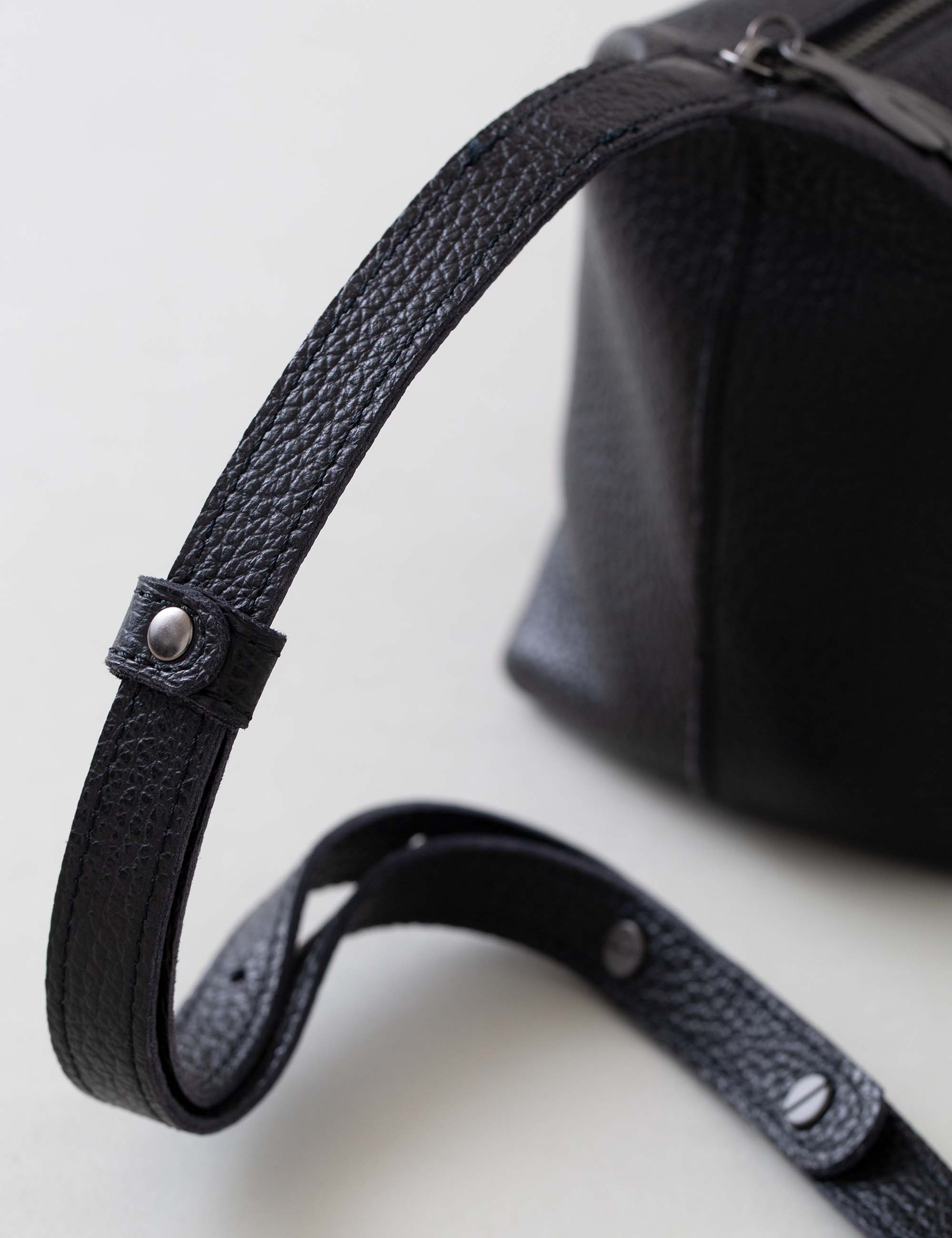 牛革台形ミニショルダーバッグ / ヨーガンレール | ヨーガンレール