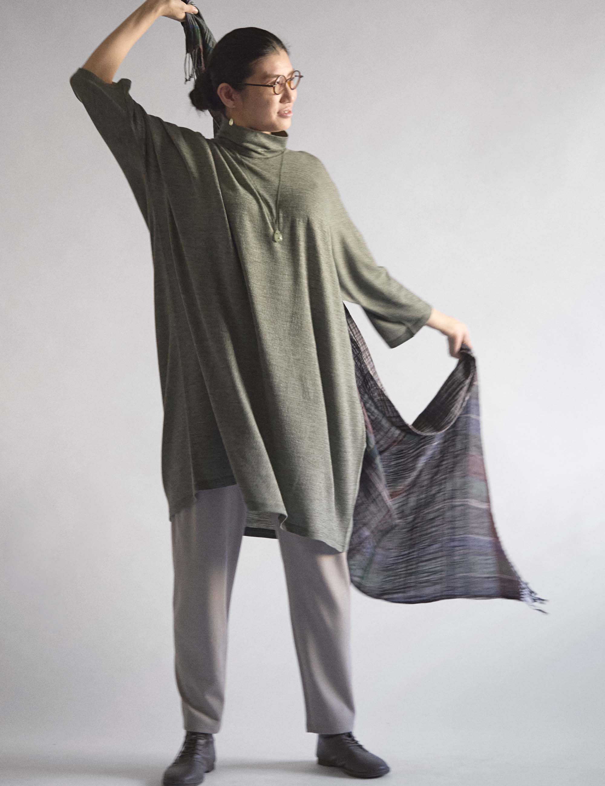 手織　刺繍　チュニック　ヨーガンレール 29.ラミーウール防縮のチュニック(sale) / ヨーガンレール | ヨーガン