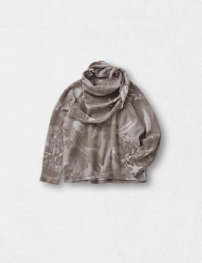 ヨーガンレール☆17年夏☆プリント絣ワイドブラウス☆わさび☆美品です ヨーガンレール☆17年夏☆プリント絣ワイドブラウス☆わさび☆美品