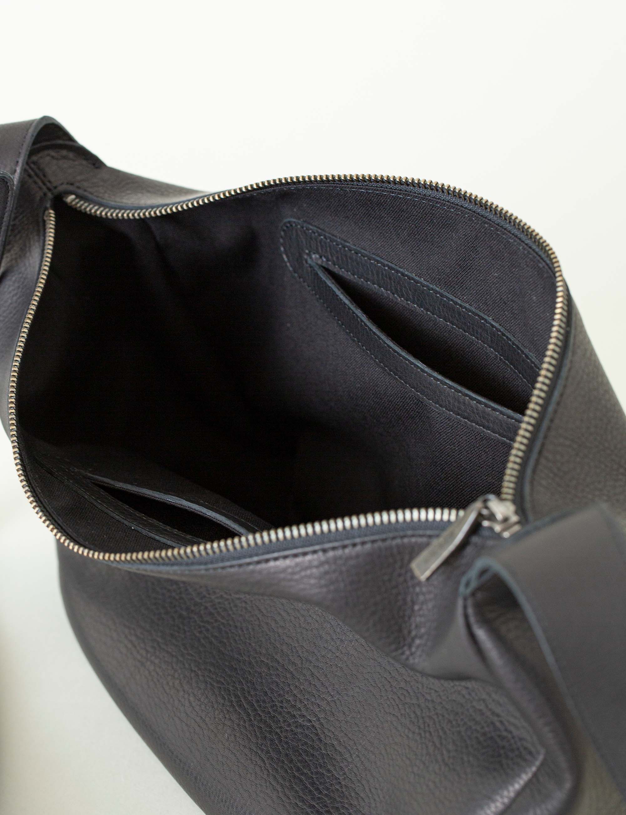 牛革のラウンドショルダーバッグ / ヨーガンレール | ヨーガン