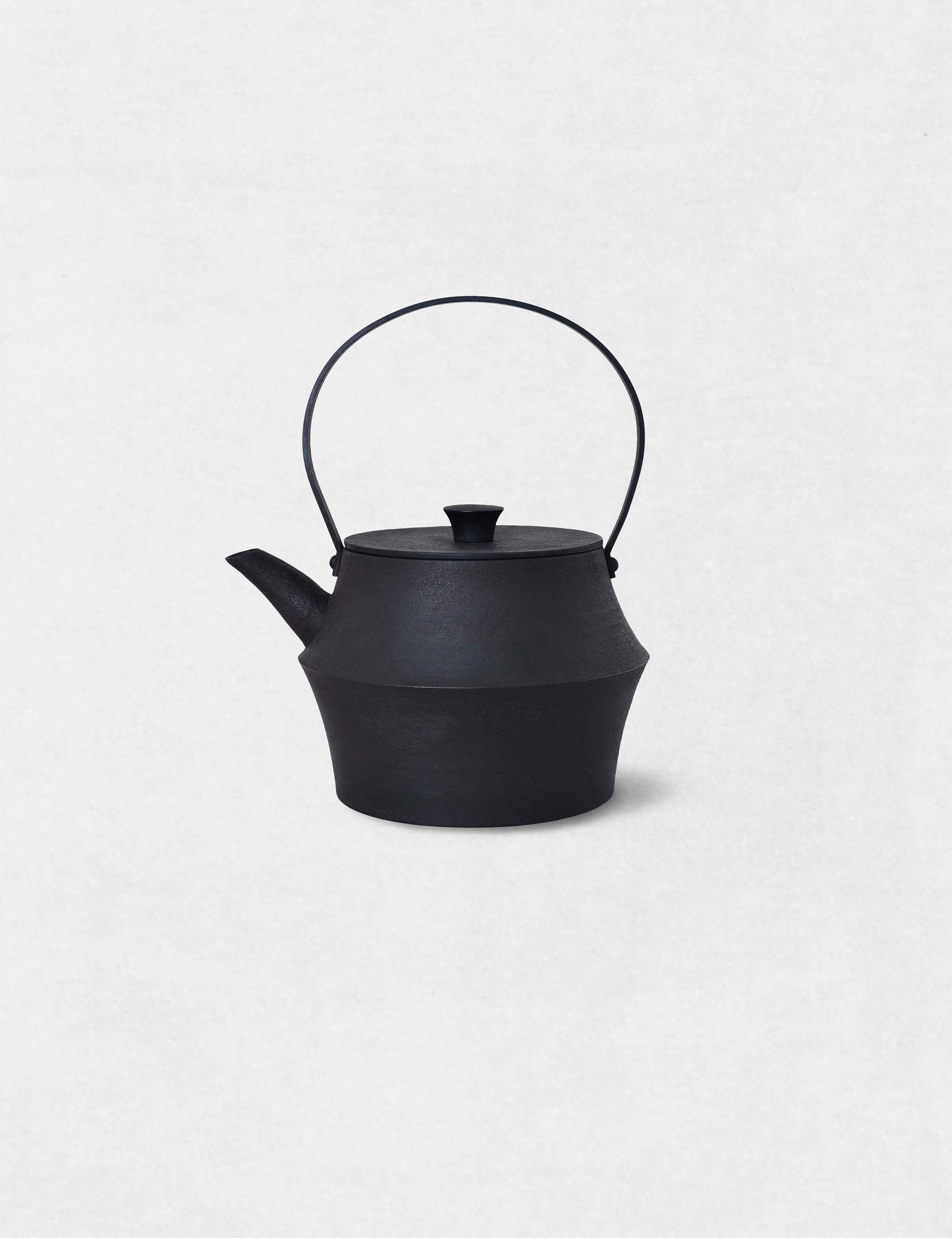 ヨーガンレール/ババグーリ　鉄瓶　黒 南部鉄器のケトル (L) / ババグーリ | ヨーガンレール ババグーリ