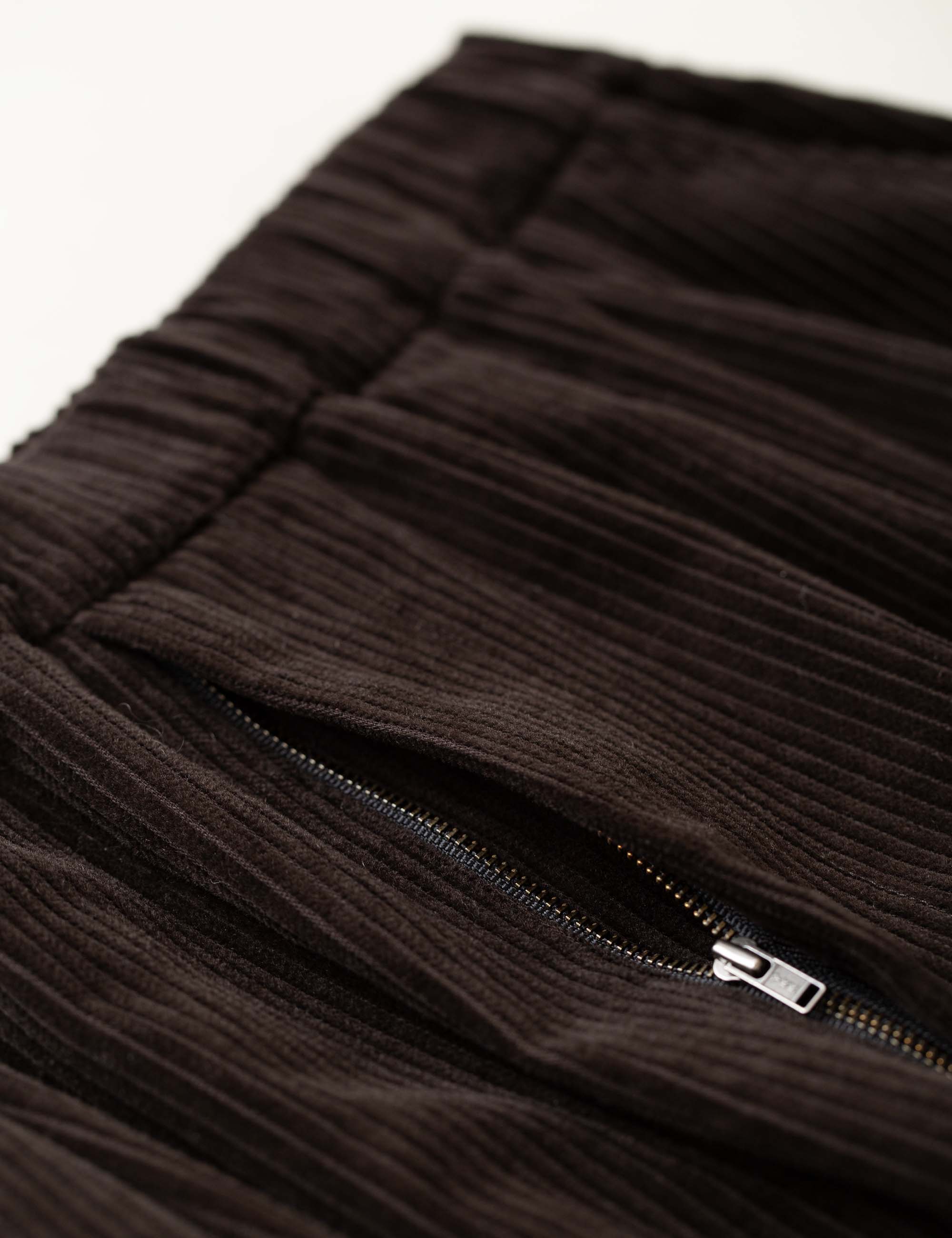 ヘンプコットンコーデュロイのメンズパンツ / ババグーリ