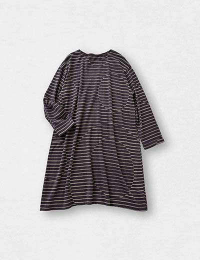 ヨーガンレール　凸凹感ある編み柄とドレープが魅力のニットチュニックワンピース ヨーガンレール 凸凹感ある編み柄とドレープが魅力のニットチュニック